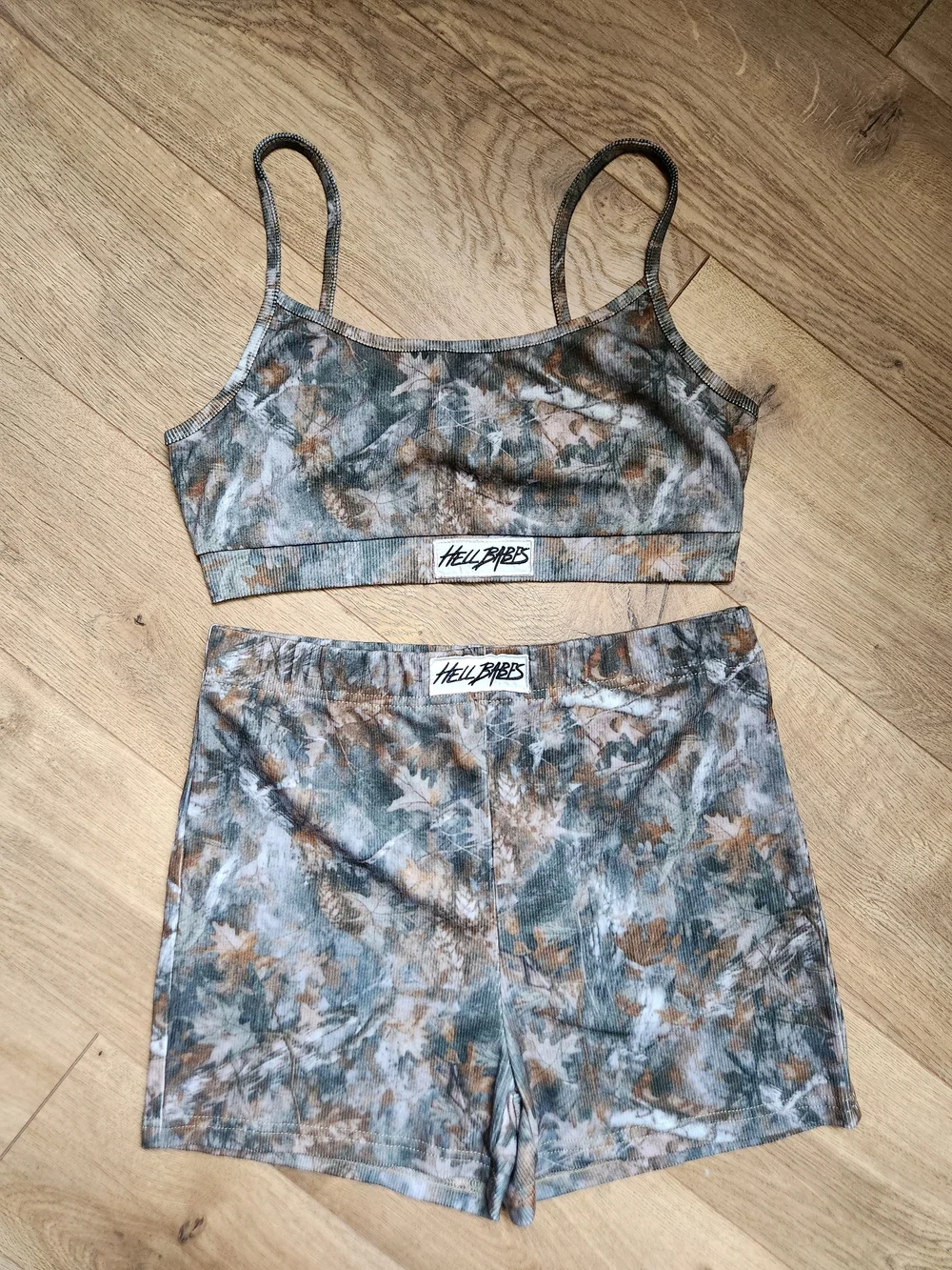 HELL BABES Camo Matching Ribbed Set Bra & Shorts Medium NWOT